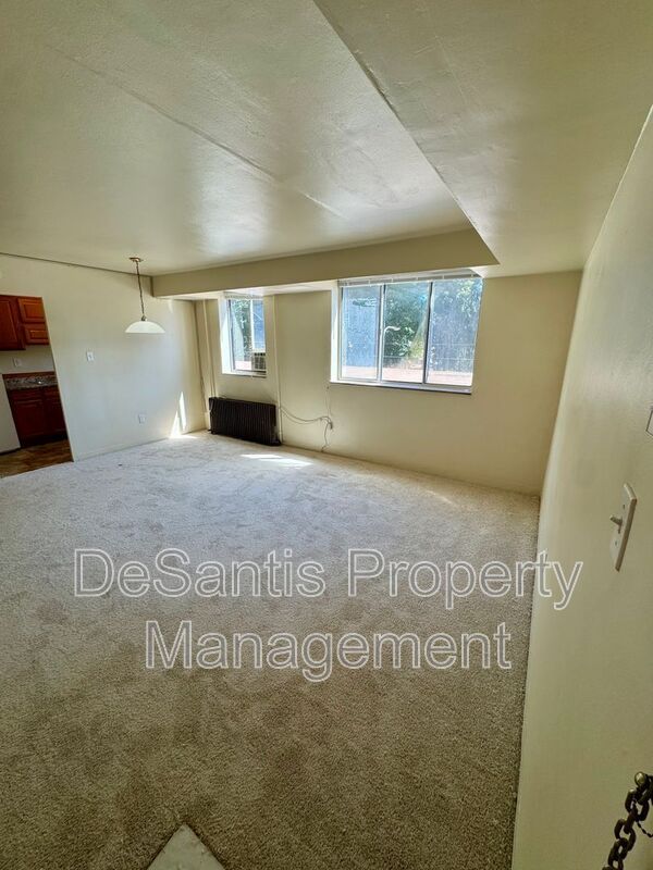 816 Perry Hwy unit 22 – photo 4
