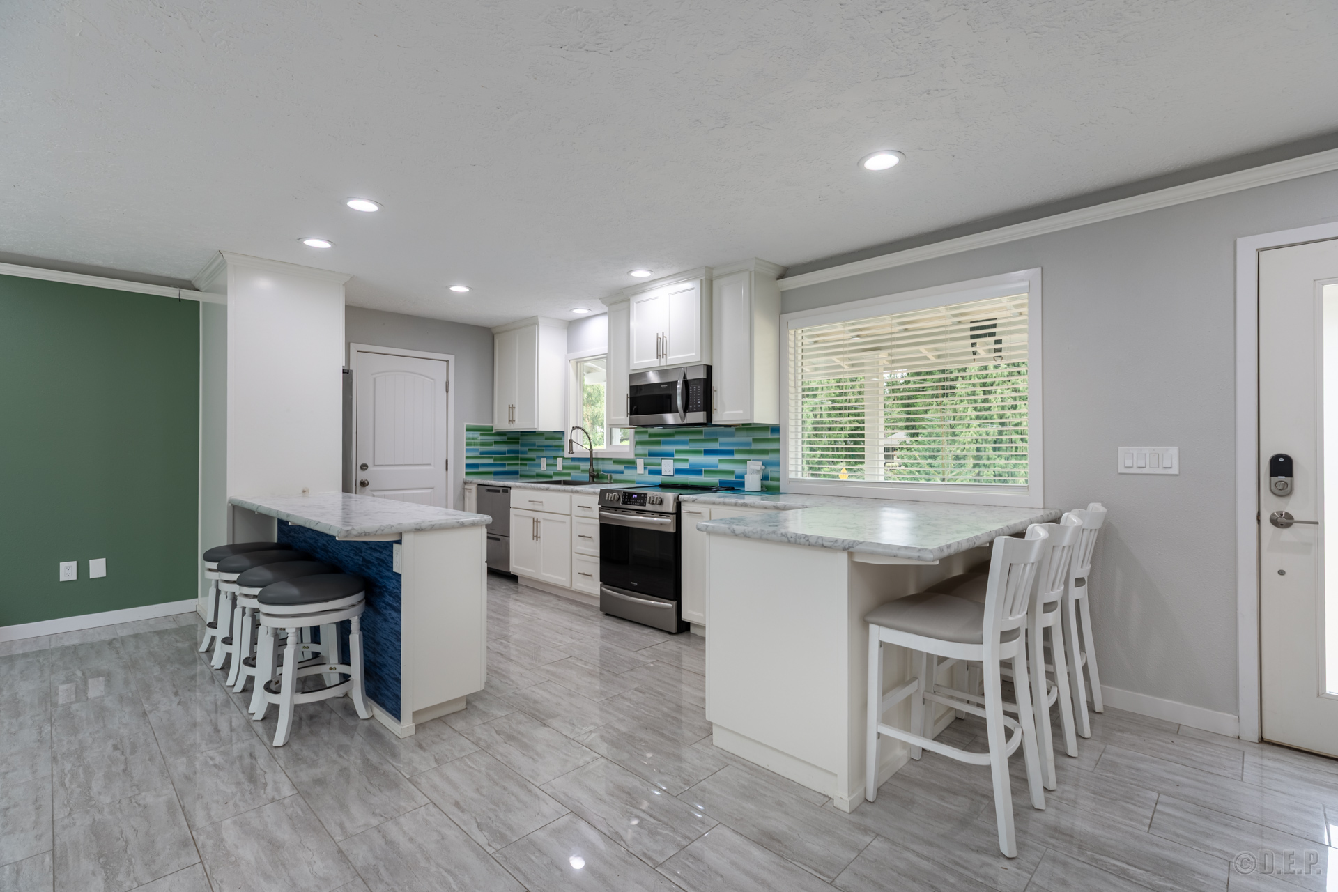 29889 Riverview Dr – photo 5
