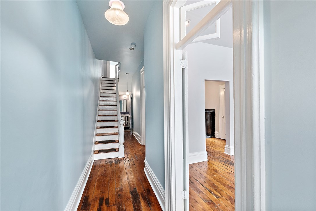 330 Main St – photo 2