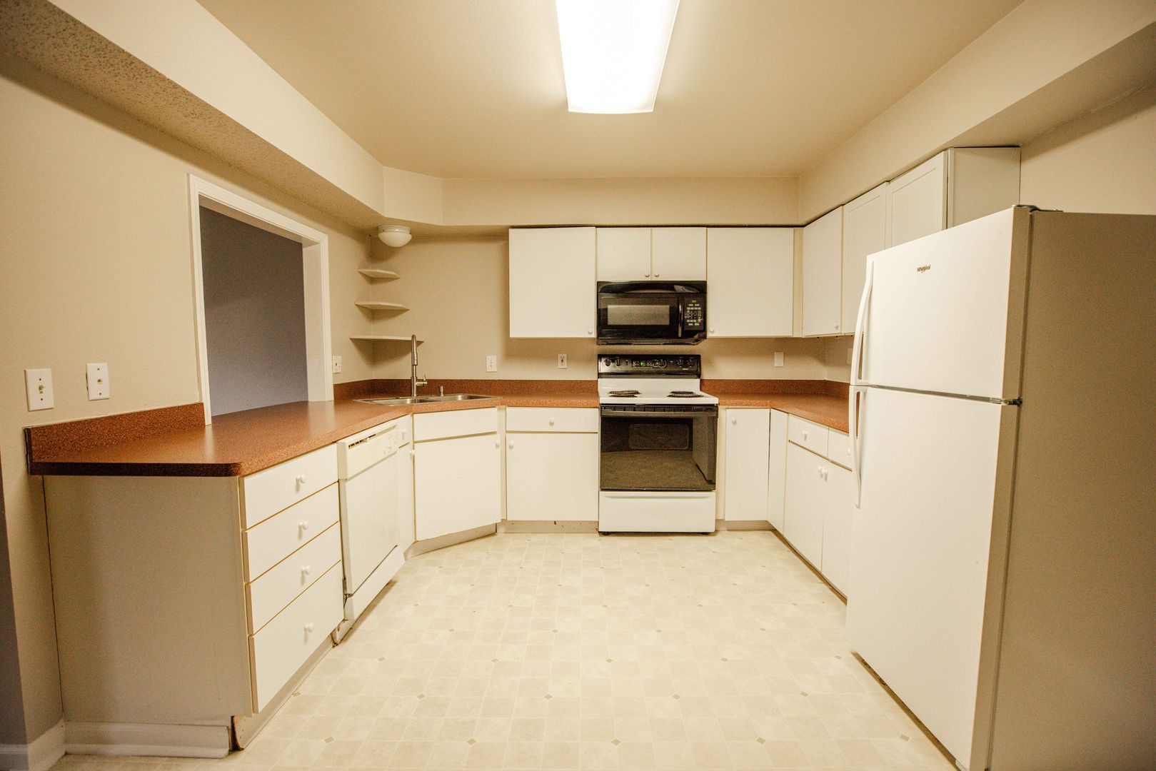 6730 Hill Ave unit 101 – photo 5