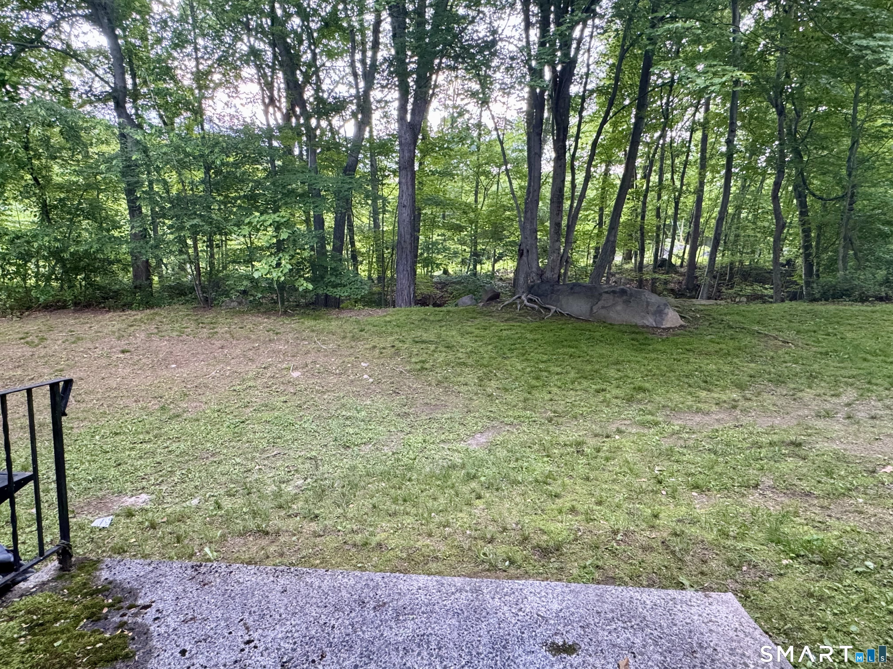 1370 Highland Ave unit 11 – photo 2