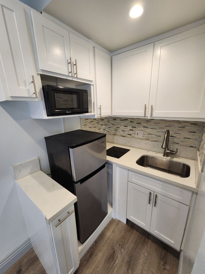 5465 2nd St unit 03 – photo 5