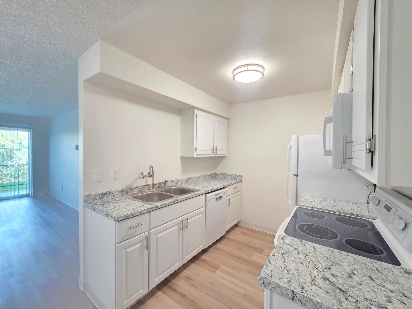 1204 W 6th Ave unit 104 – photo 5