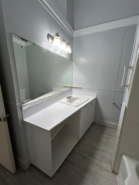 811 Indiana Ave unit 811 – photo 2