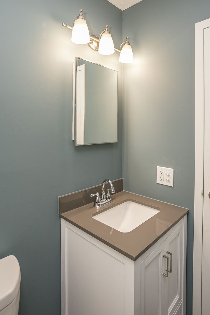 4 Gateway Dr unit unit 212 – photo 4