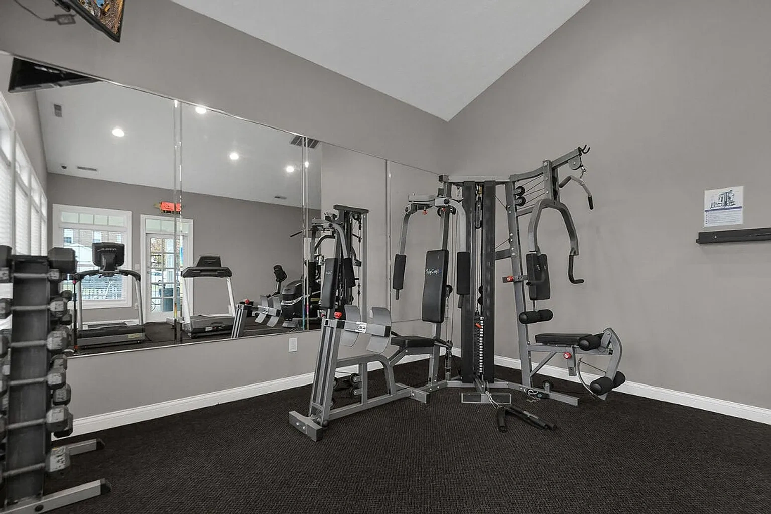 Hartford Village Commons – photo 1