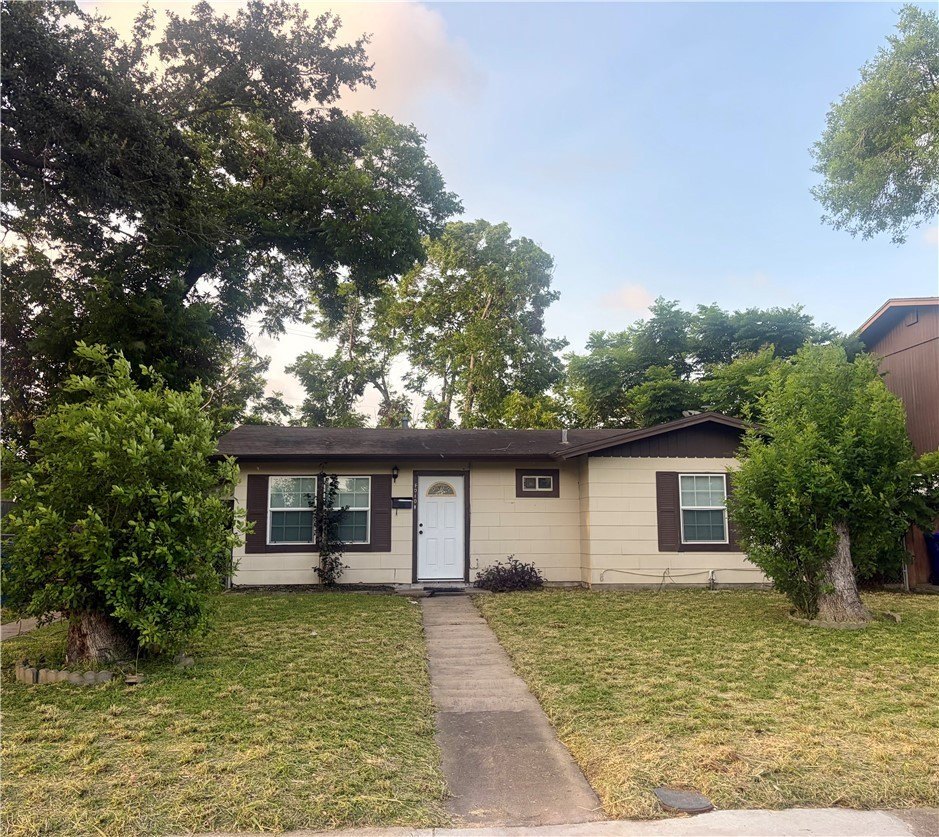 4010 Robinhood Dr – photo 1