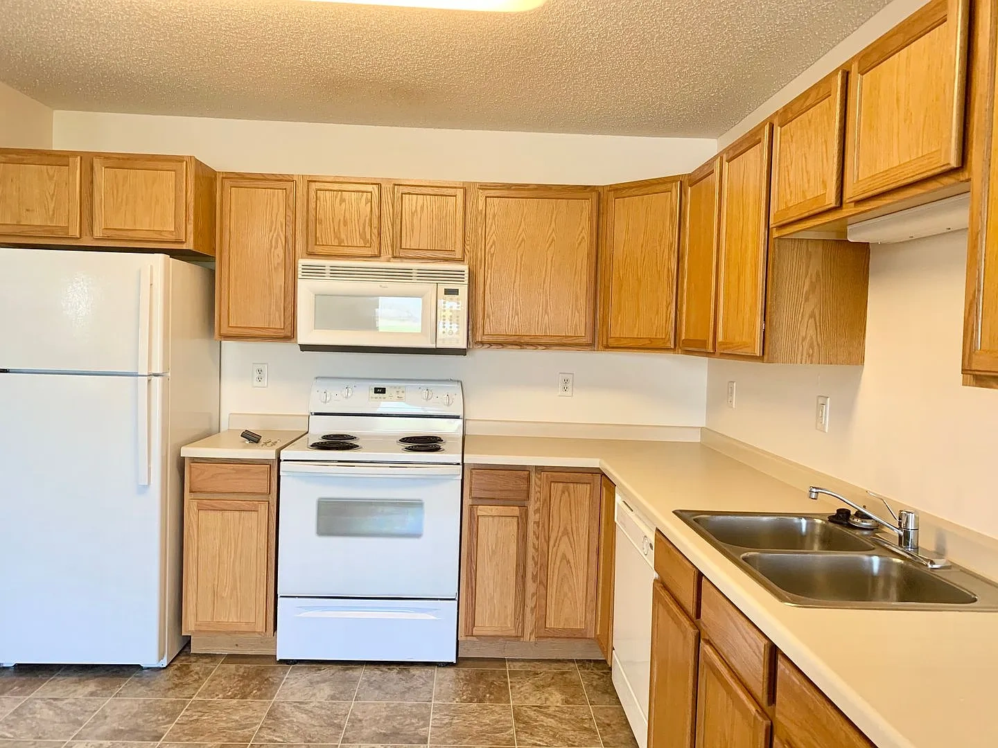 Huntington Pointe II – photo 3