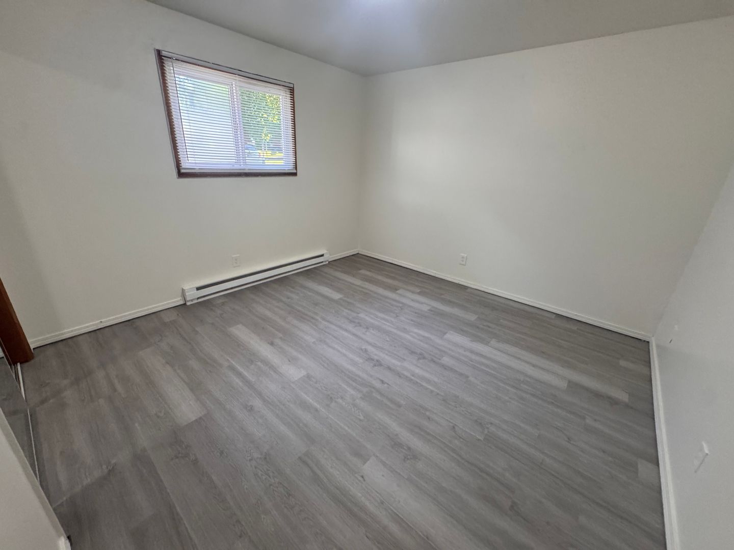 1412 W 11th Ave unit Unit 1 – photo 5