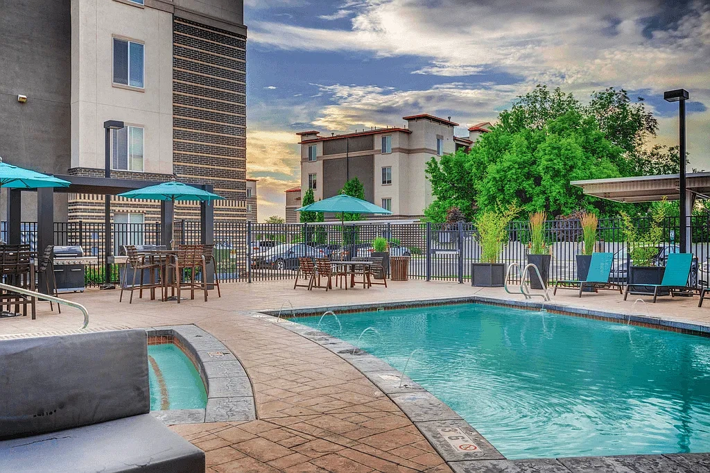 Avida Apartments – photo 4