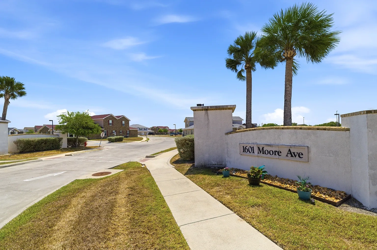 Oak Manor Villas – photo 2