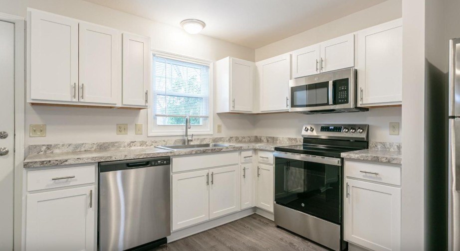 100 Graham Rd – photo 4