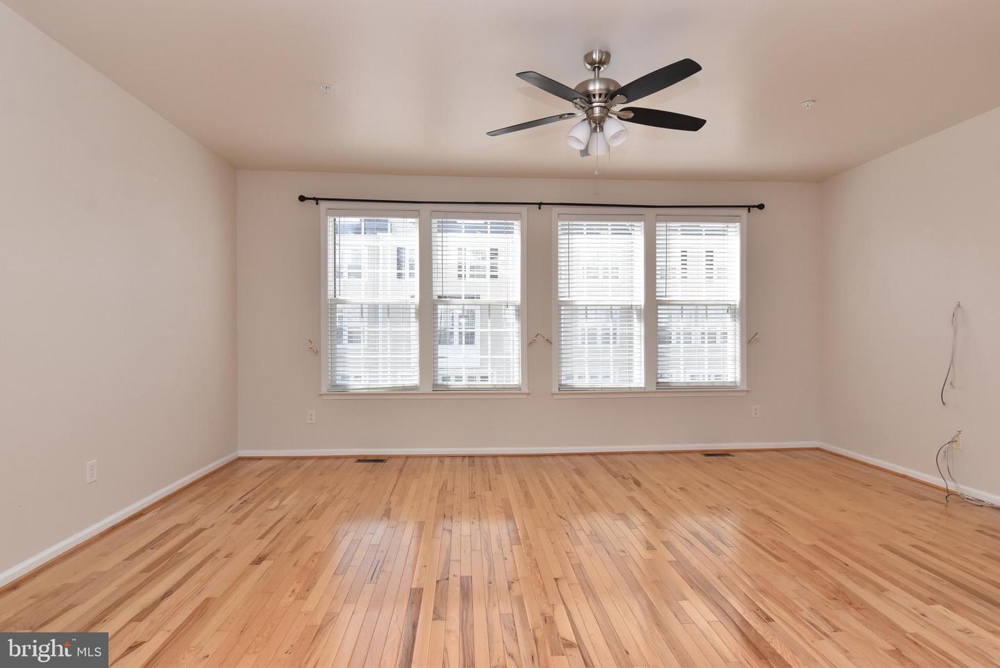 26767 Chatham Ln unit B19-5 – photo 2