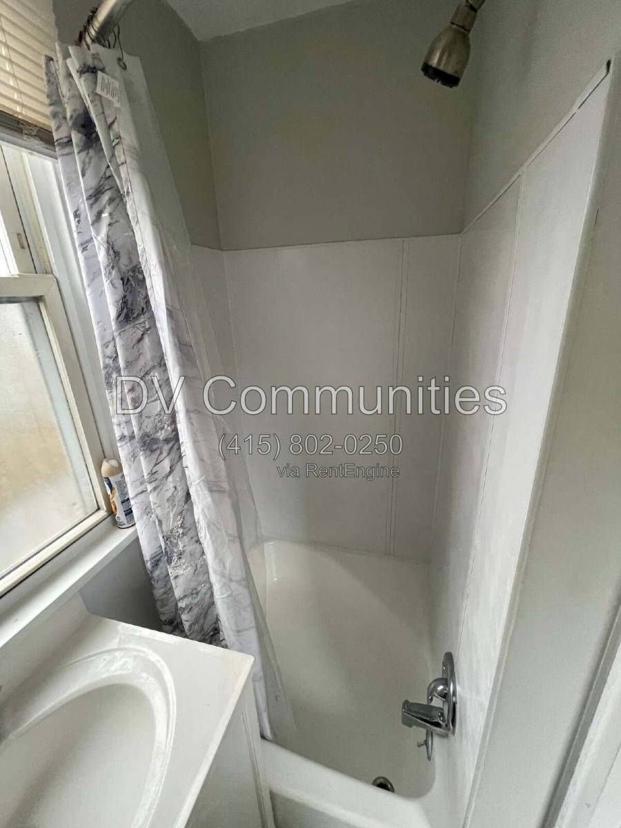 3263 Fulton Rd – photo 2