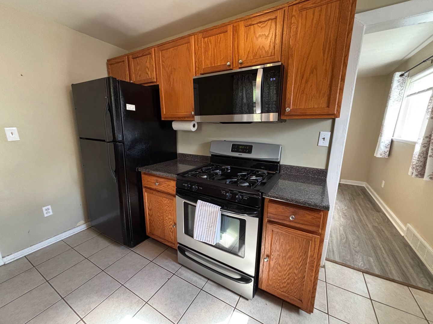 6478 2nd Ave – photo 3