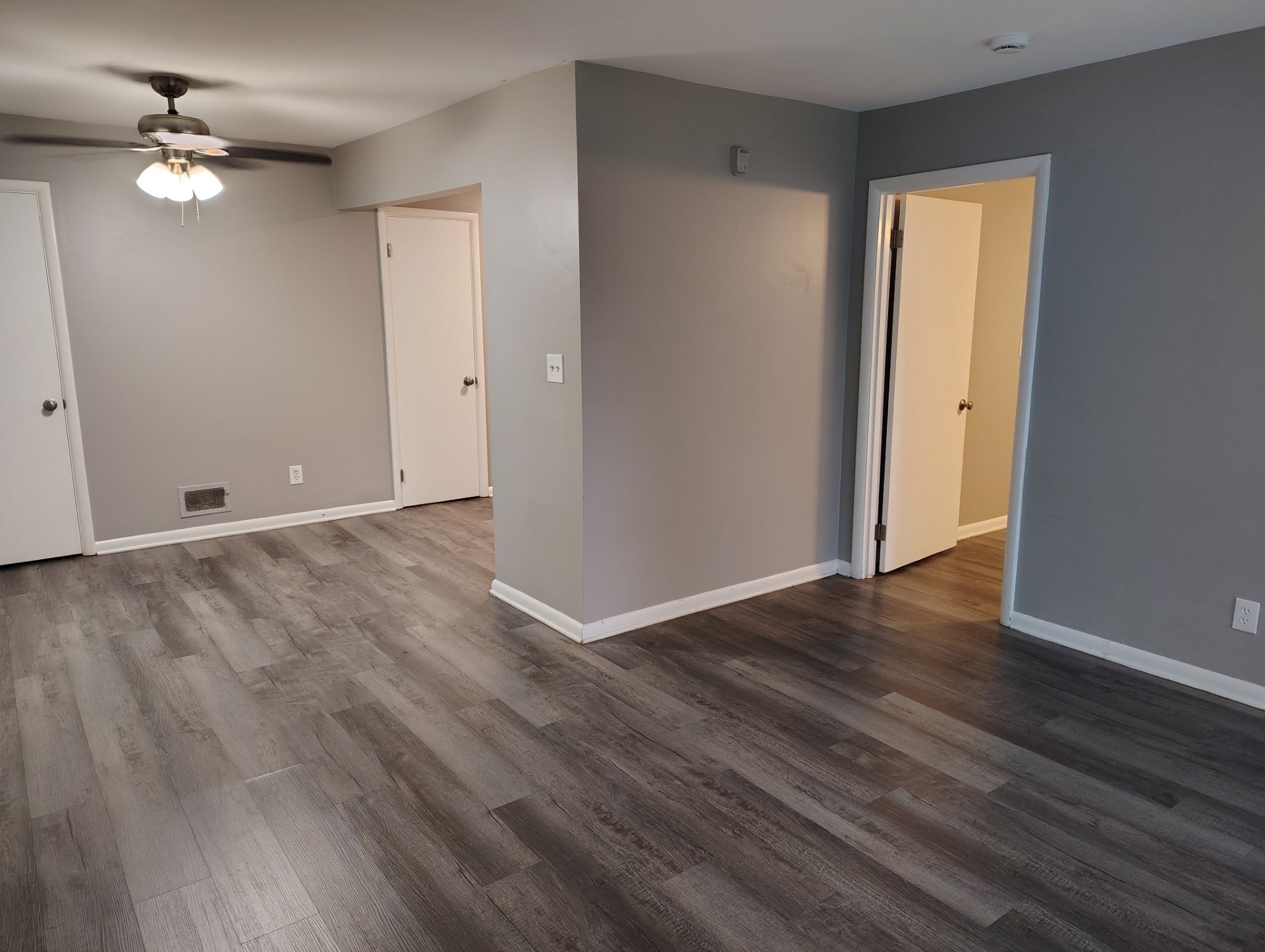 302 N Birchwood Ave unit 7 – photo 4