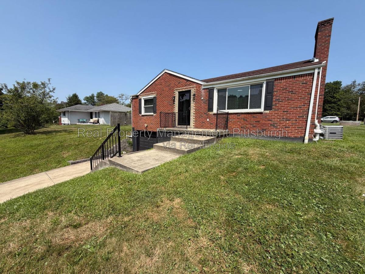 7802 Noblestown Rd – photo 1