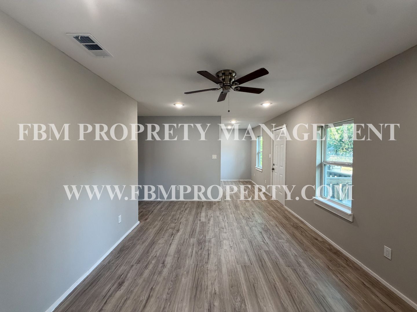 103 E Allyn Ave – photo 3
