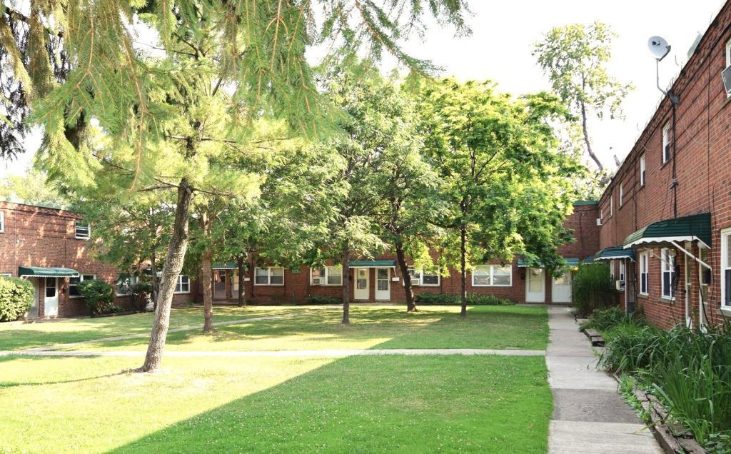 1726 Taylor Rd – photo 1