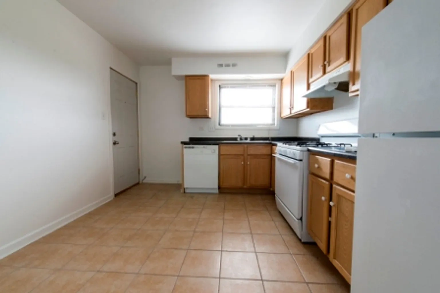 21746 Jeffrey – photo 1
