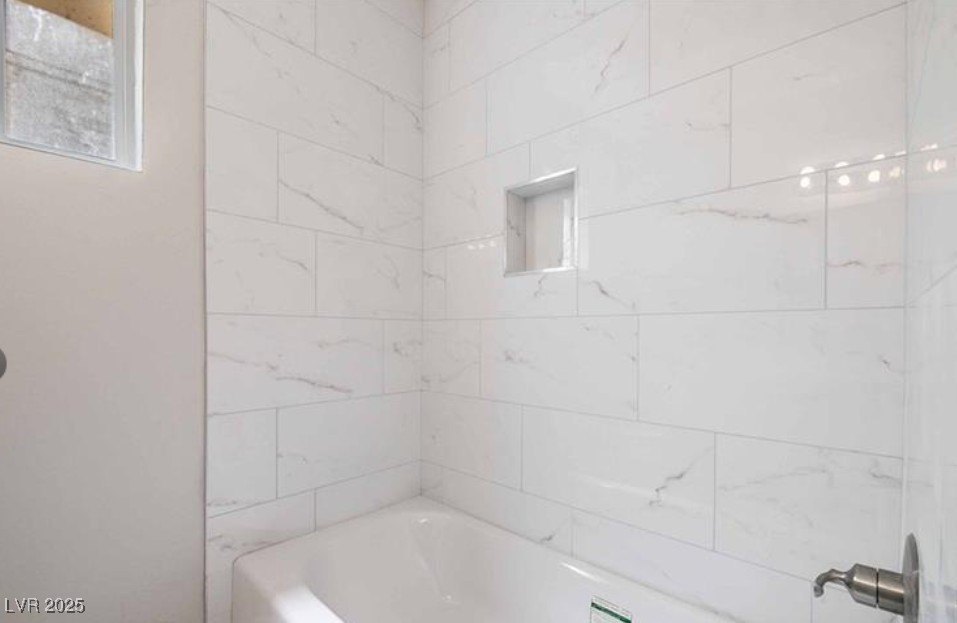 239 W Cleveland Ave #5 – photo 5