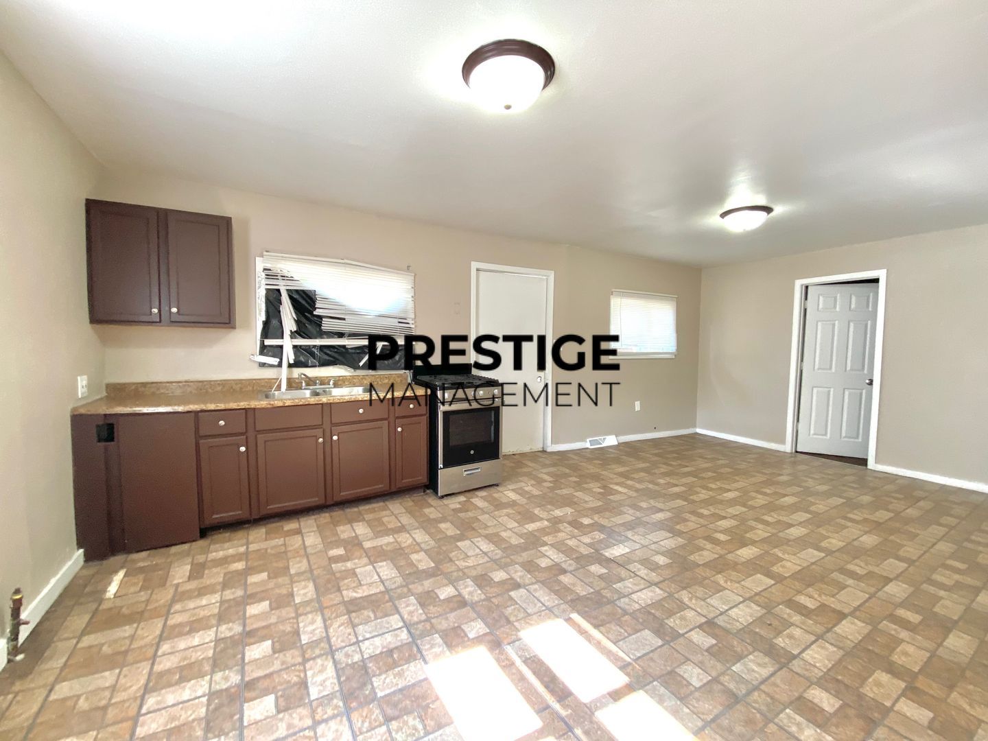 4057 Rhode Island Ct. – photo 4