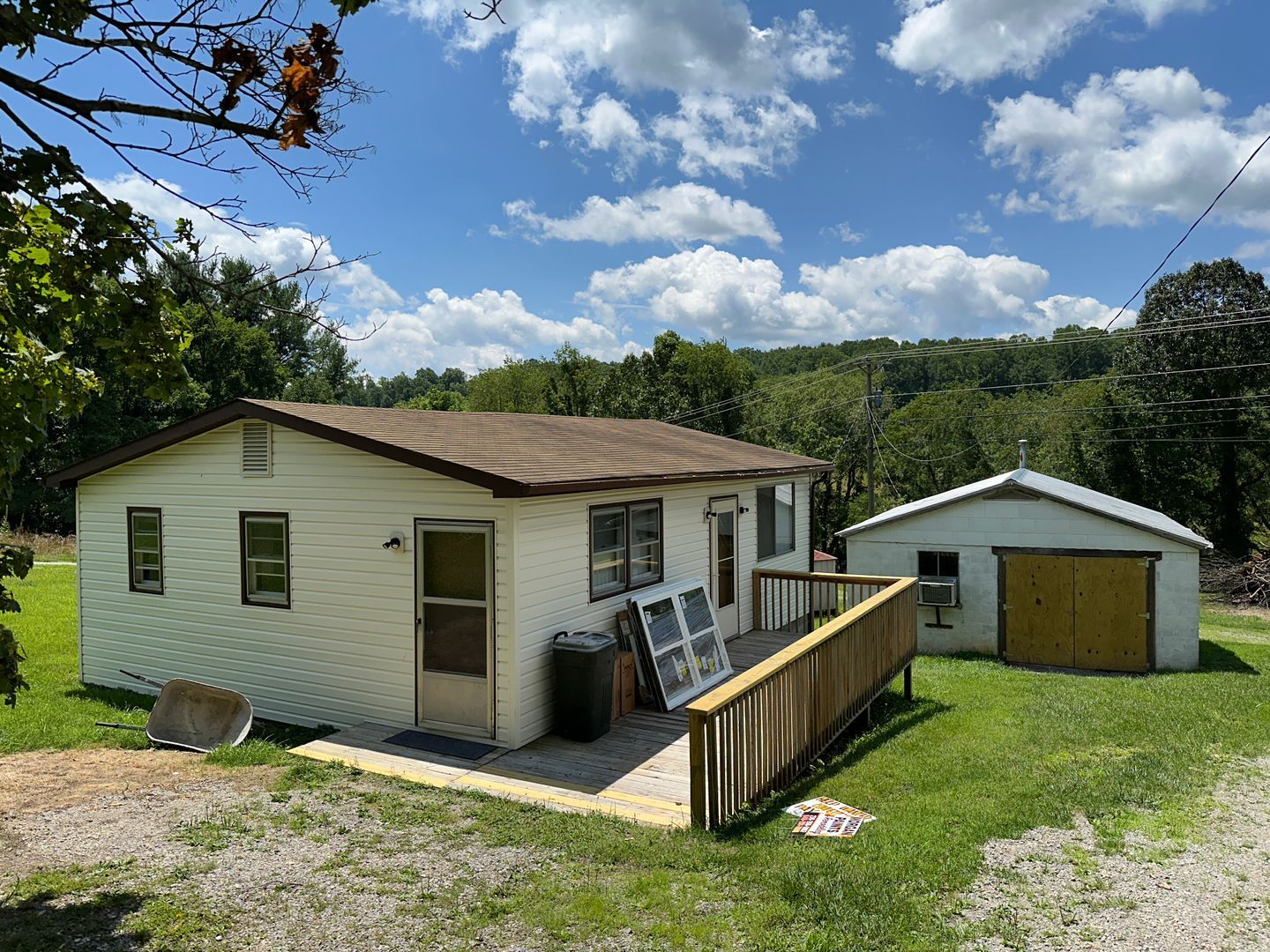 3389 Happy Hollow Rd – photo 2