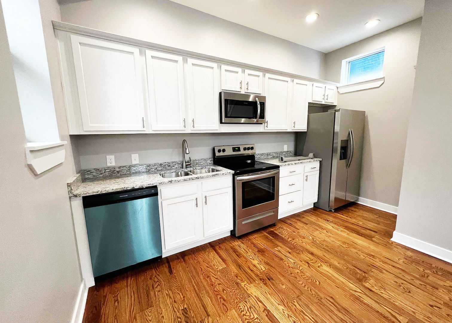 3216 Bishop St unit 3216-02 – photo 1