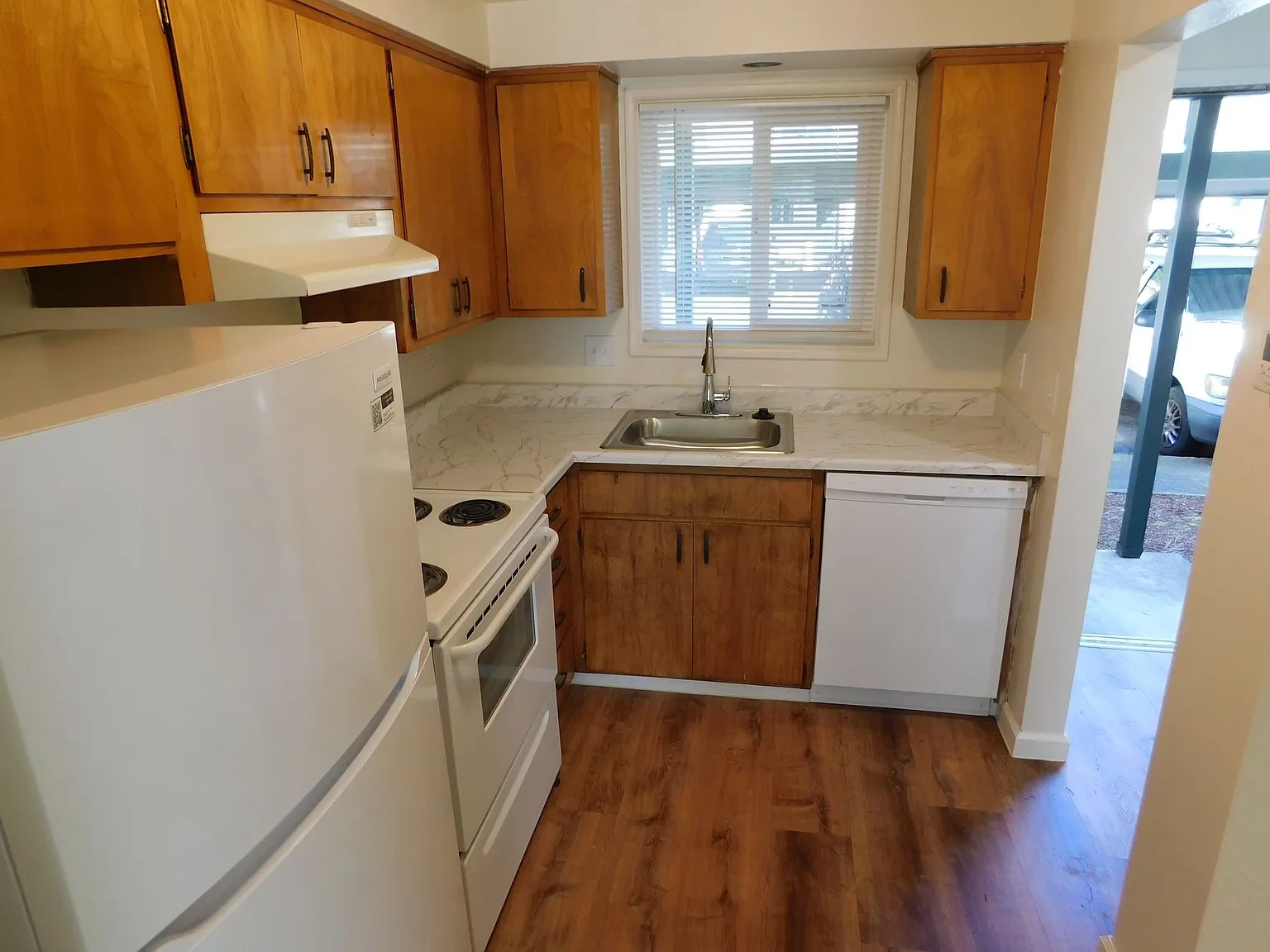 Cedar Meadow Apartments – photo 2