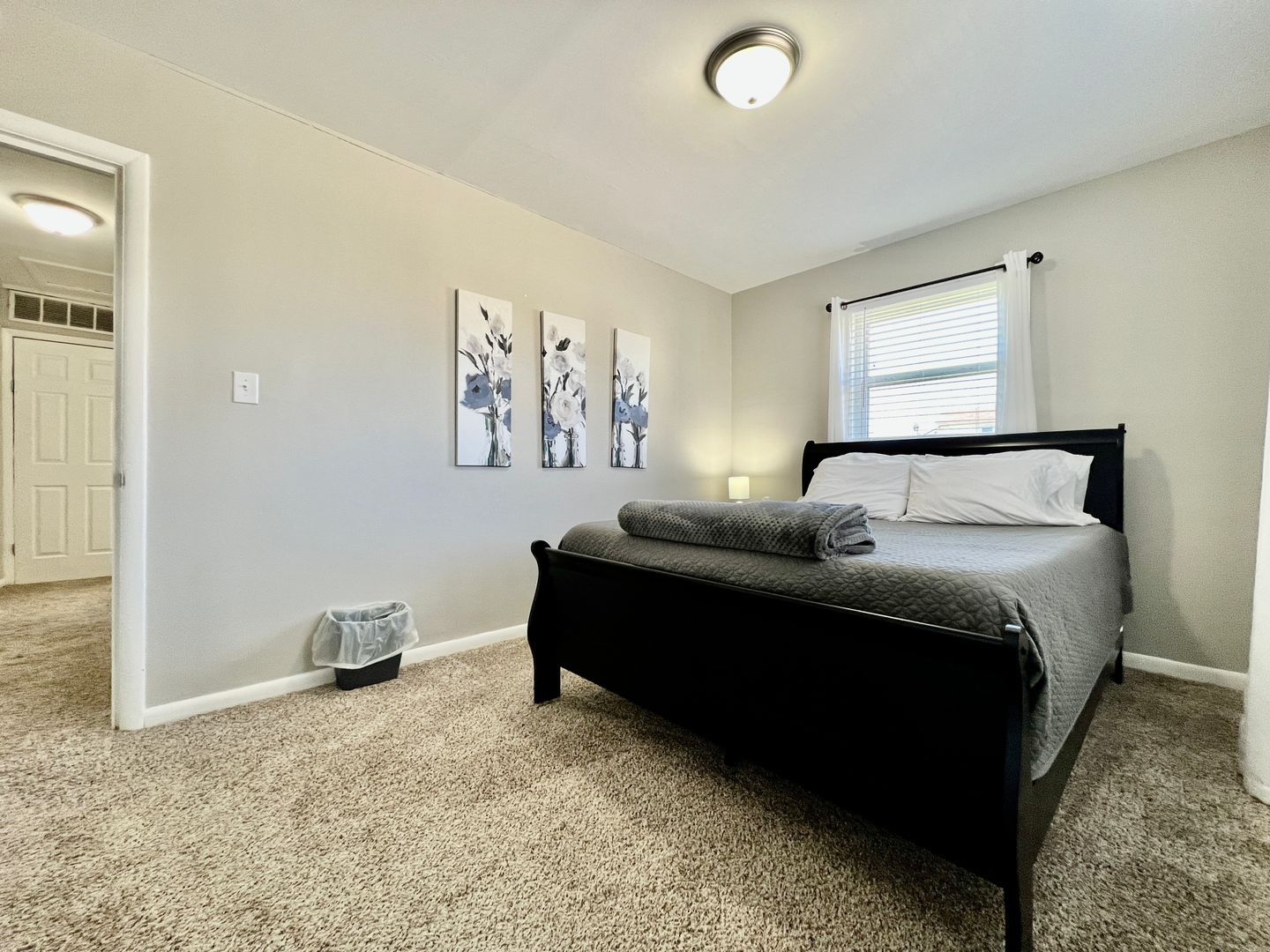 285 Whitaker Ave – photo 3