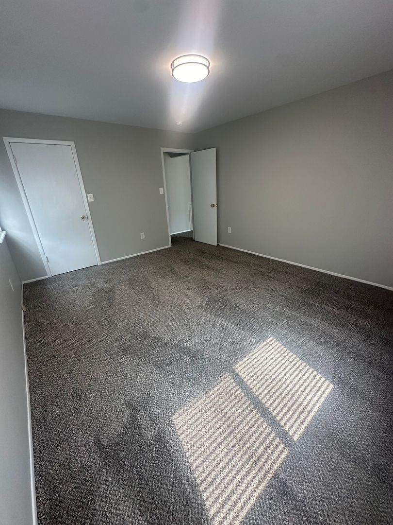 30250 W 12 Mile Rd unit C103 – photo 4