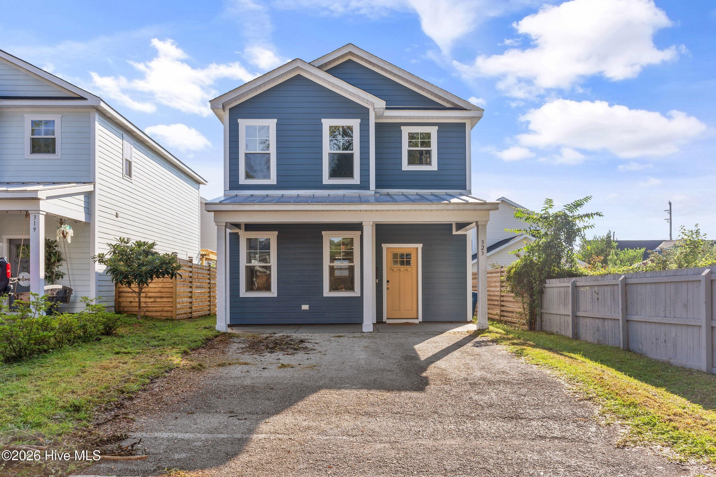 323 Wilson St – photo 1