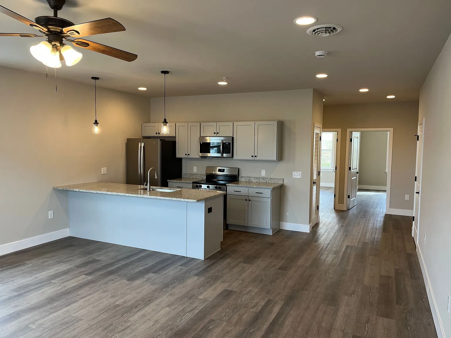 Salem Run Apartments Phase 2 – photo 3