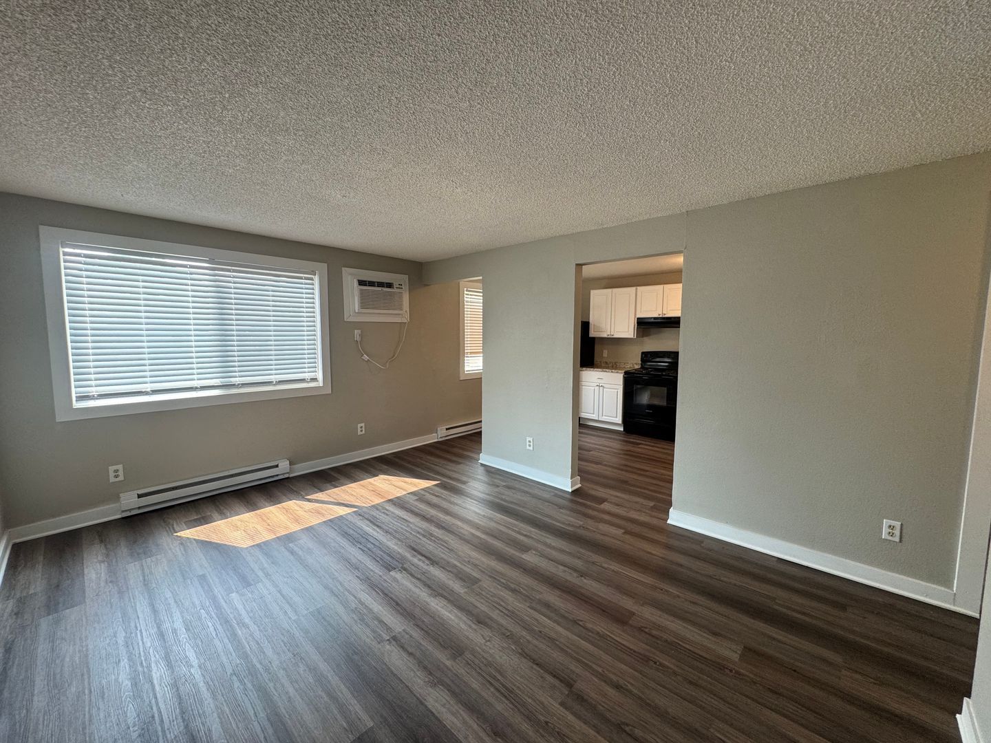 1802 W Gardner Ave unit 1 – photo 2
