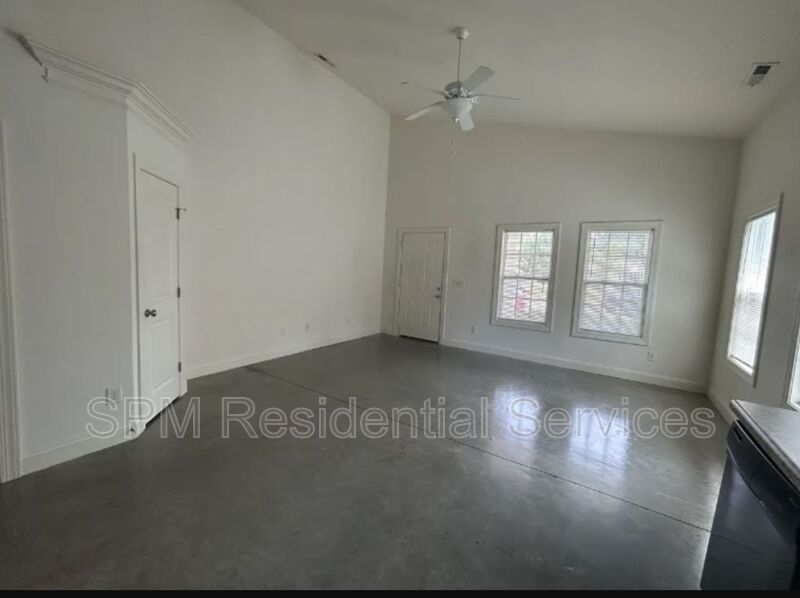 2612 Broadbill Ln unit B – photo 2