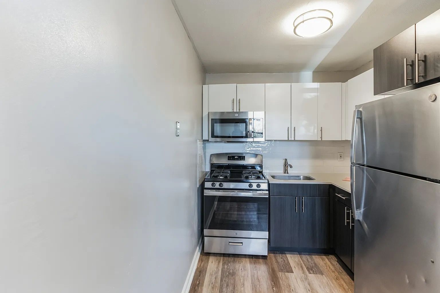 Willow Pointe Apartments – photo 1