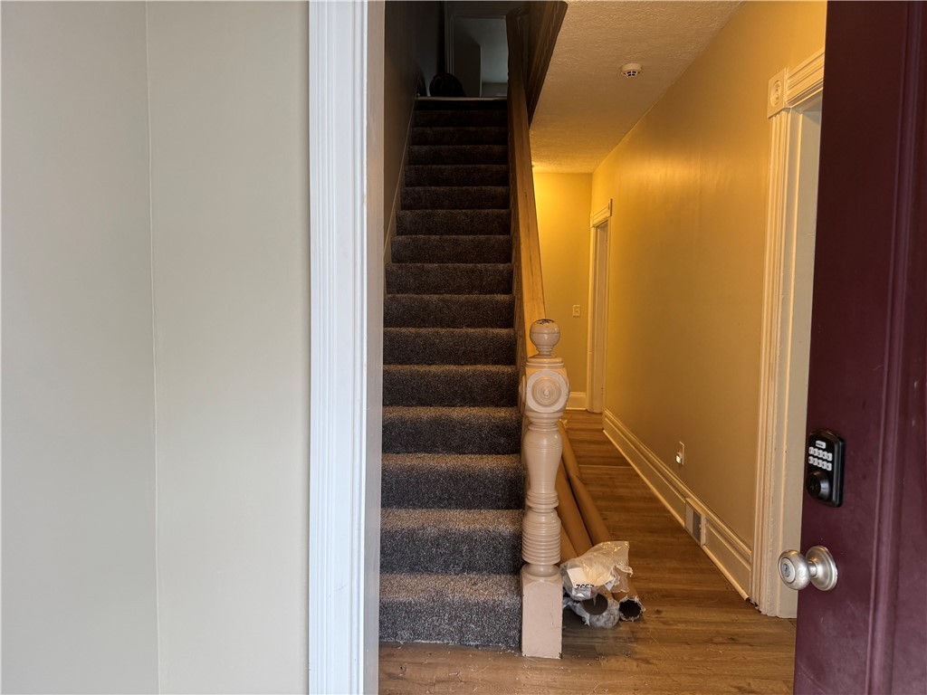 1130 Goettmann St – photo 3