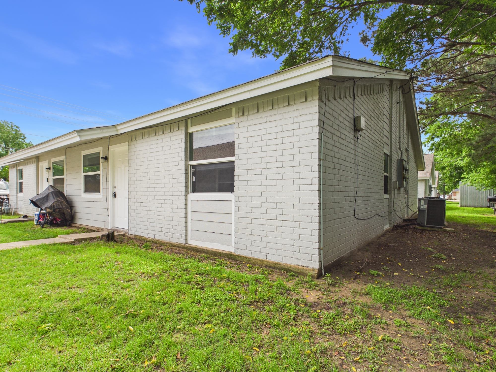 1906 Finfeather Rd – photo 1