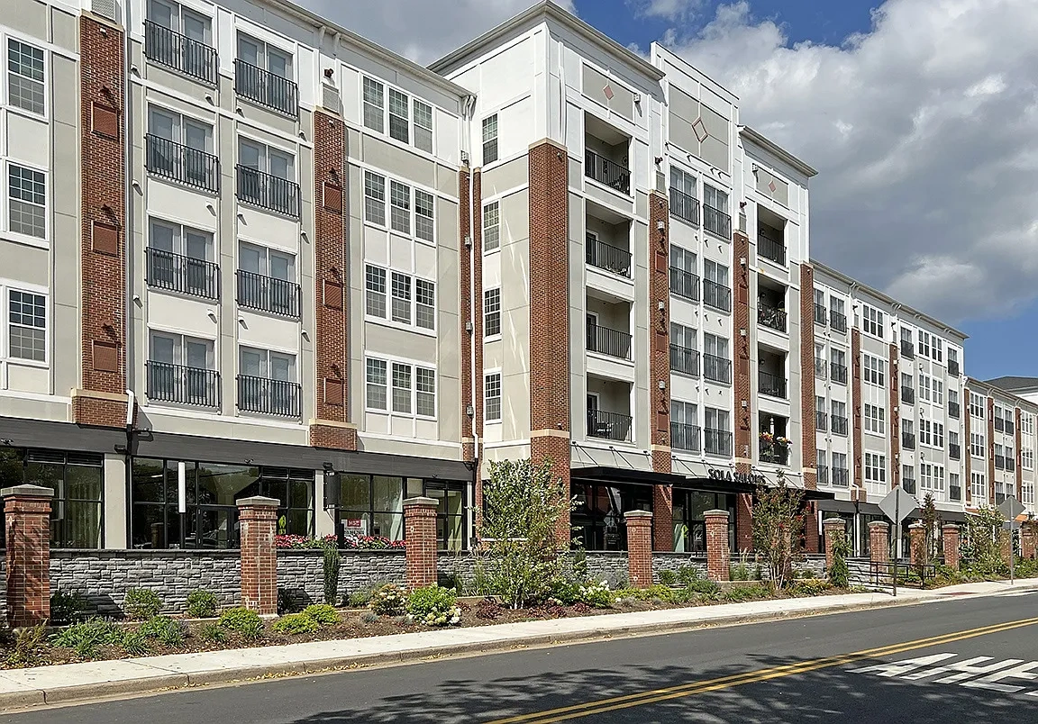 100 Park at Wyomissing Square – photo 1