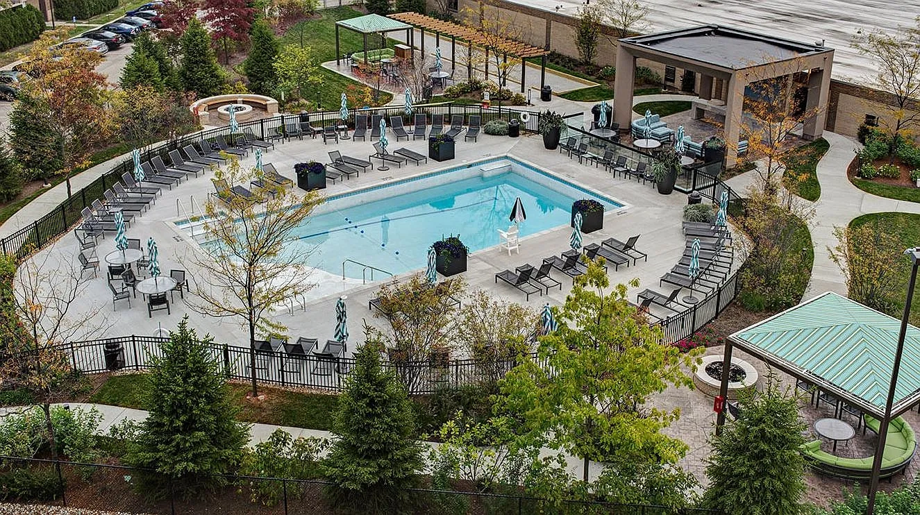 Sherri Park Apartments – photo 2