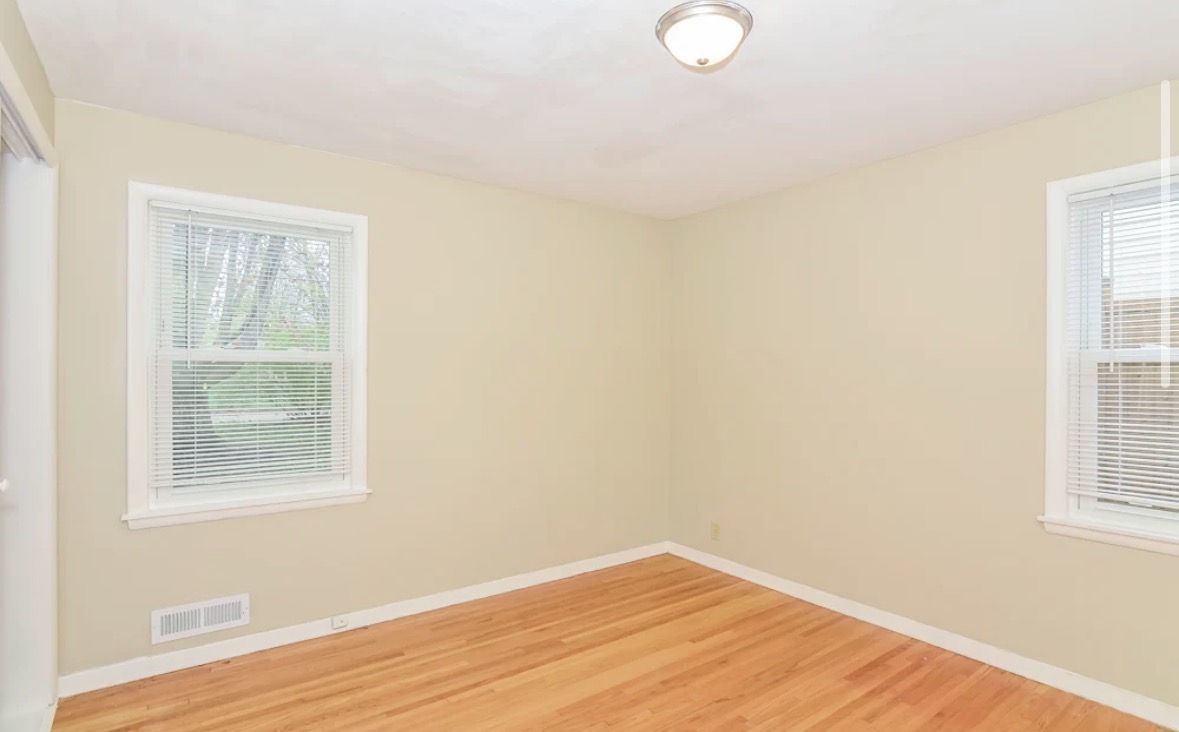 324 11th St SW – photo 3