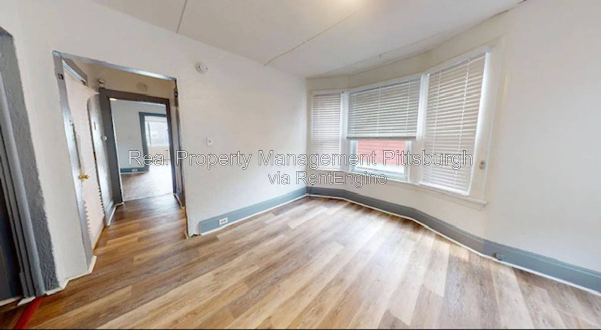 1217 McNeilly Ave unit 2 – photo 2