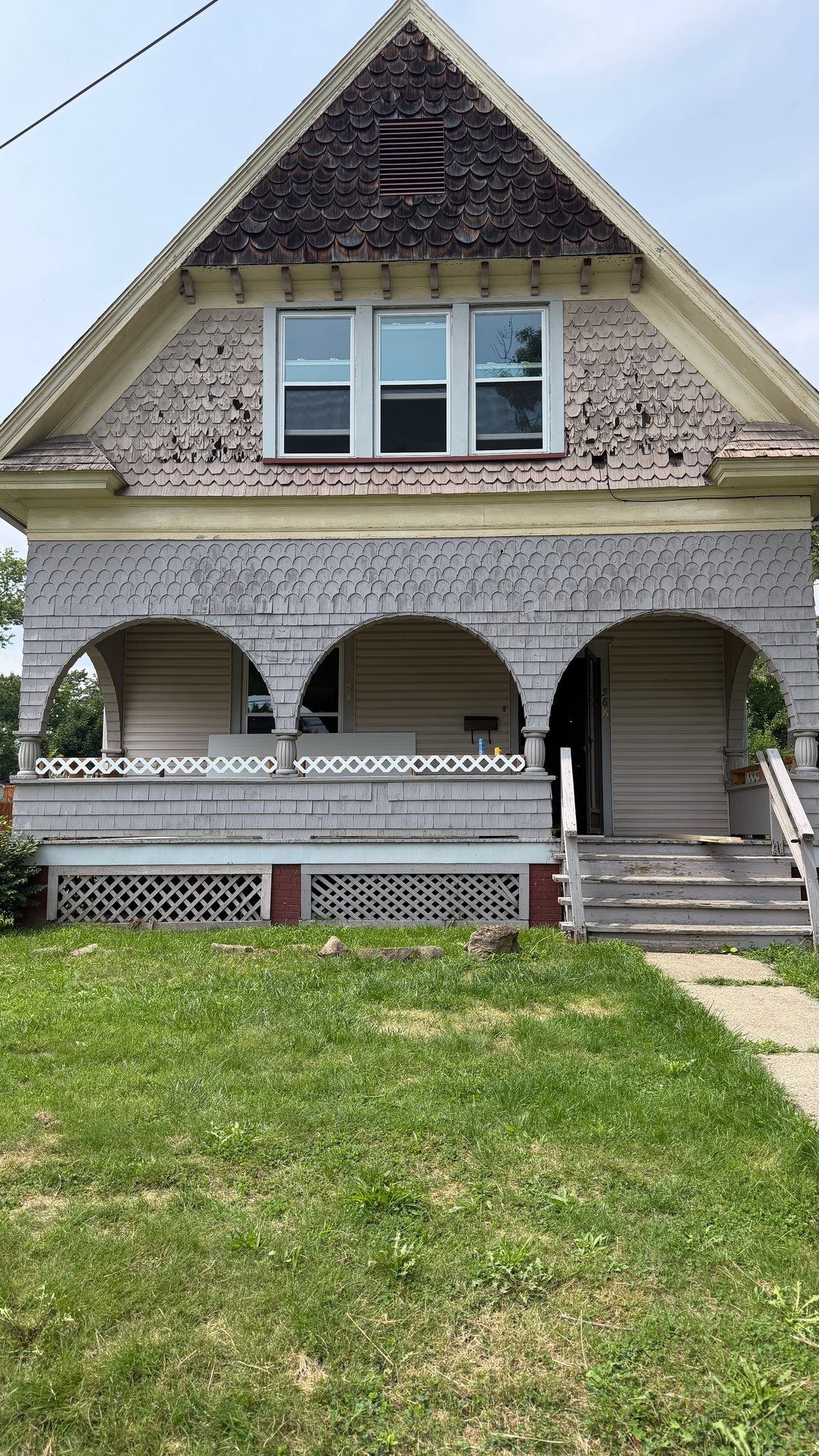 568 Lafayette Ave – photo 1