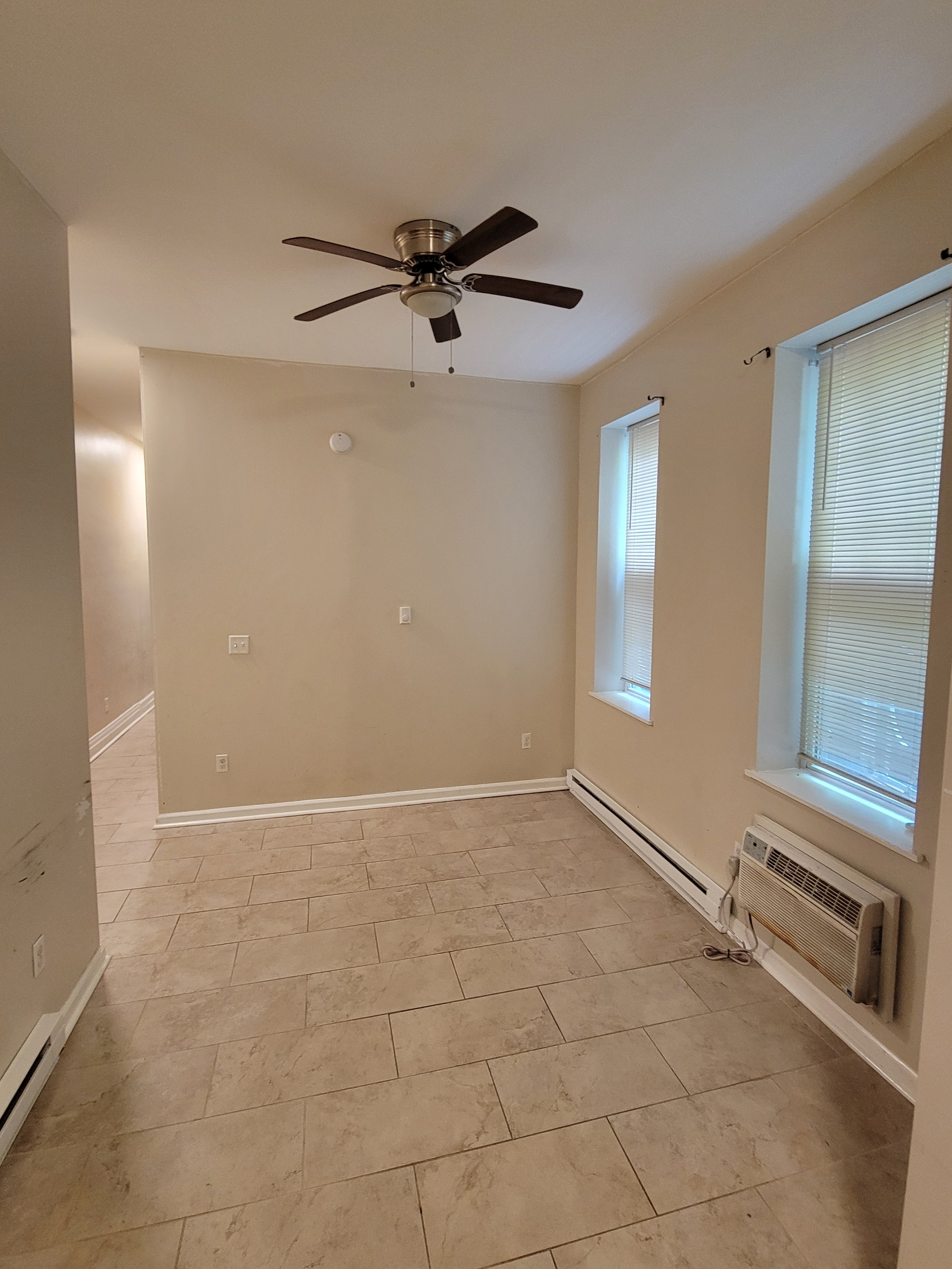 714 Cedar Ave unit 2 – photo 3