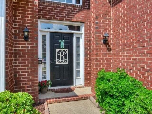 2507 Grier Cir – photo 2