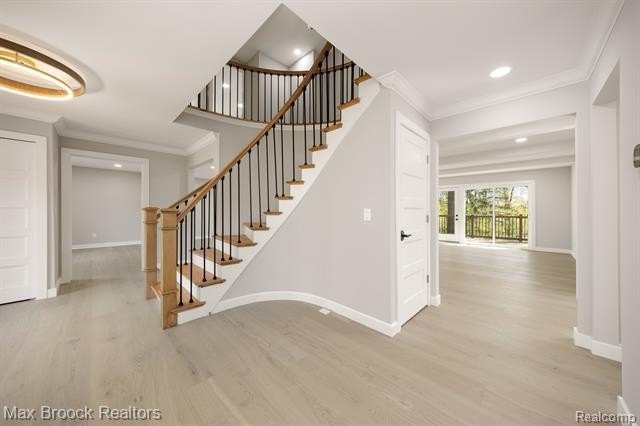 5240 Clarendon Crest St – photo 5