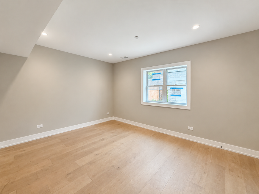 1905 W Huron St – photo 4