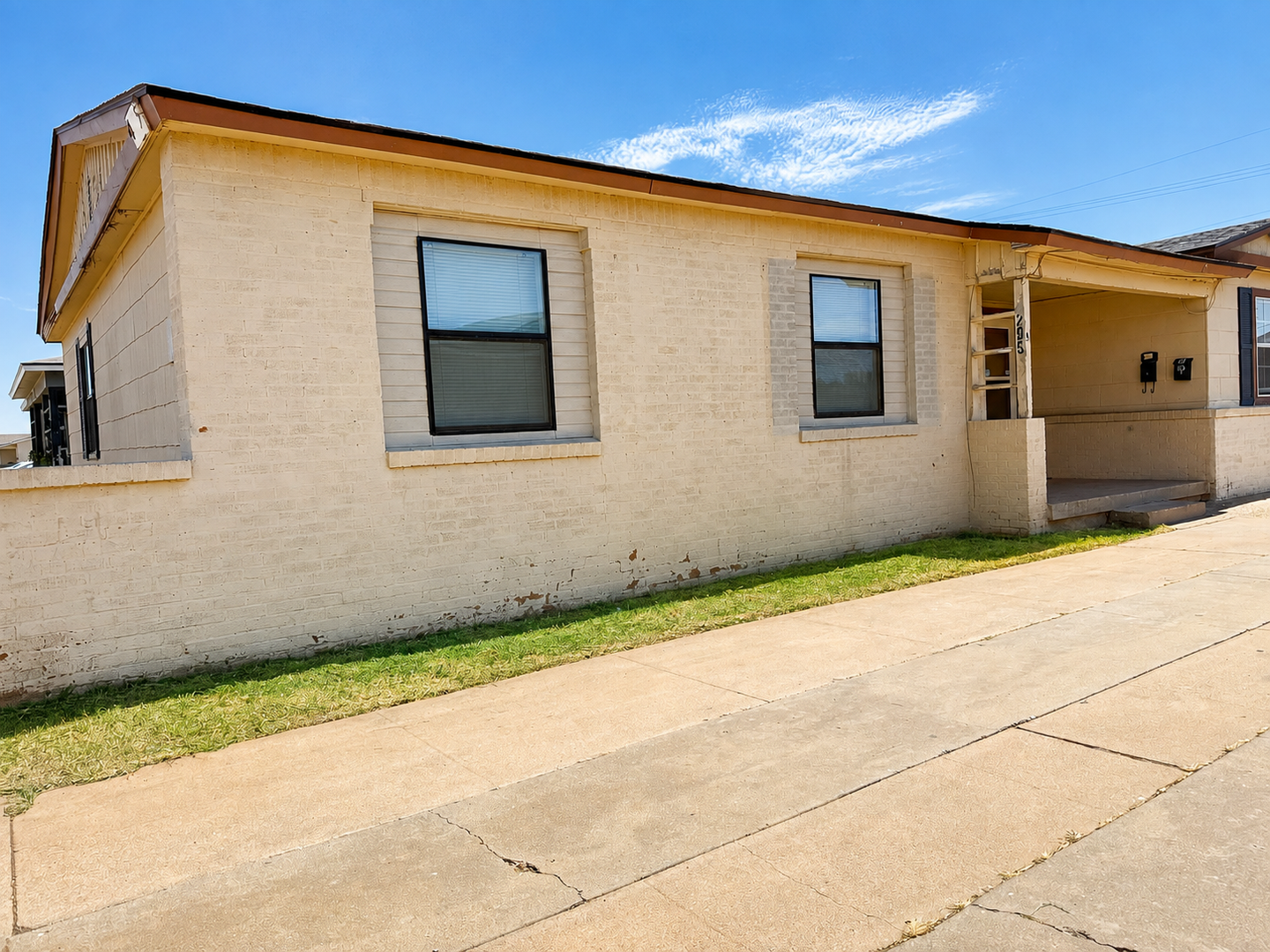 4205 35th St unit A – photo 1