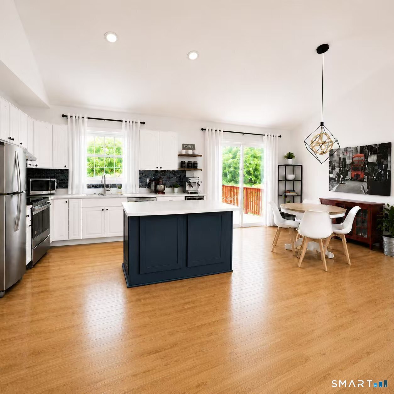 374 Stevenson Rd – photo 2