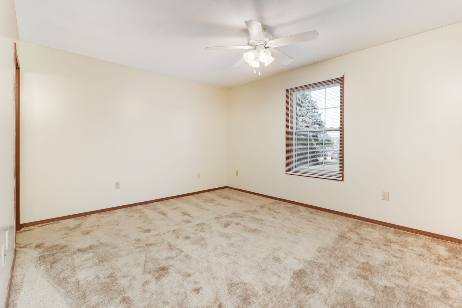 1 Christopher Way unit 3-10 – photo 1